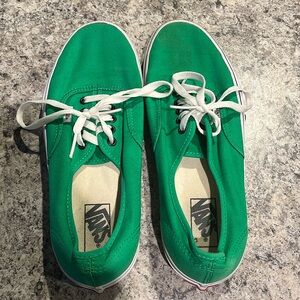 Vans “off the wall” men’s shoe size 10